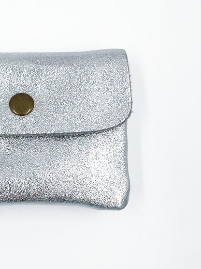 Monedero Nina Cuero Metalizado