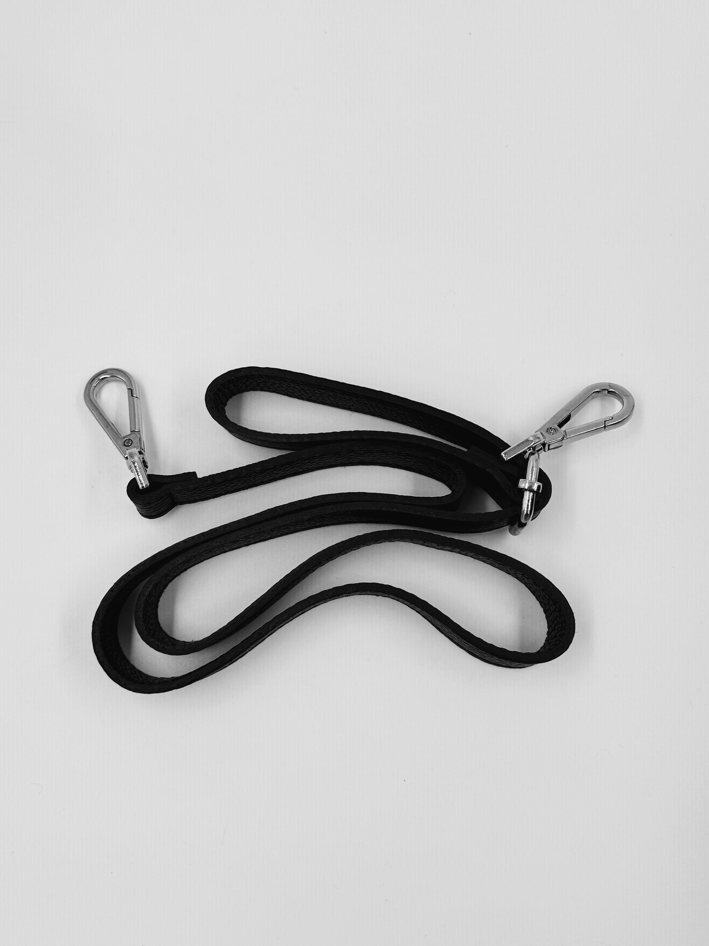 Bandolera Nea negro + Envío GRATIS