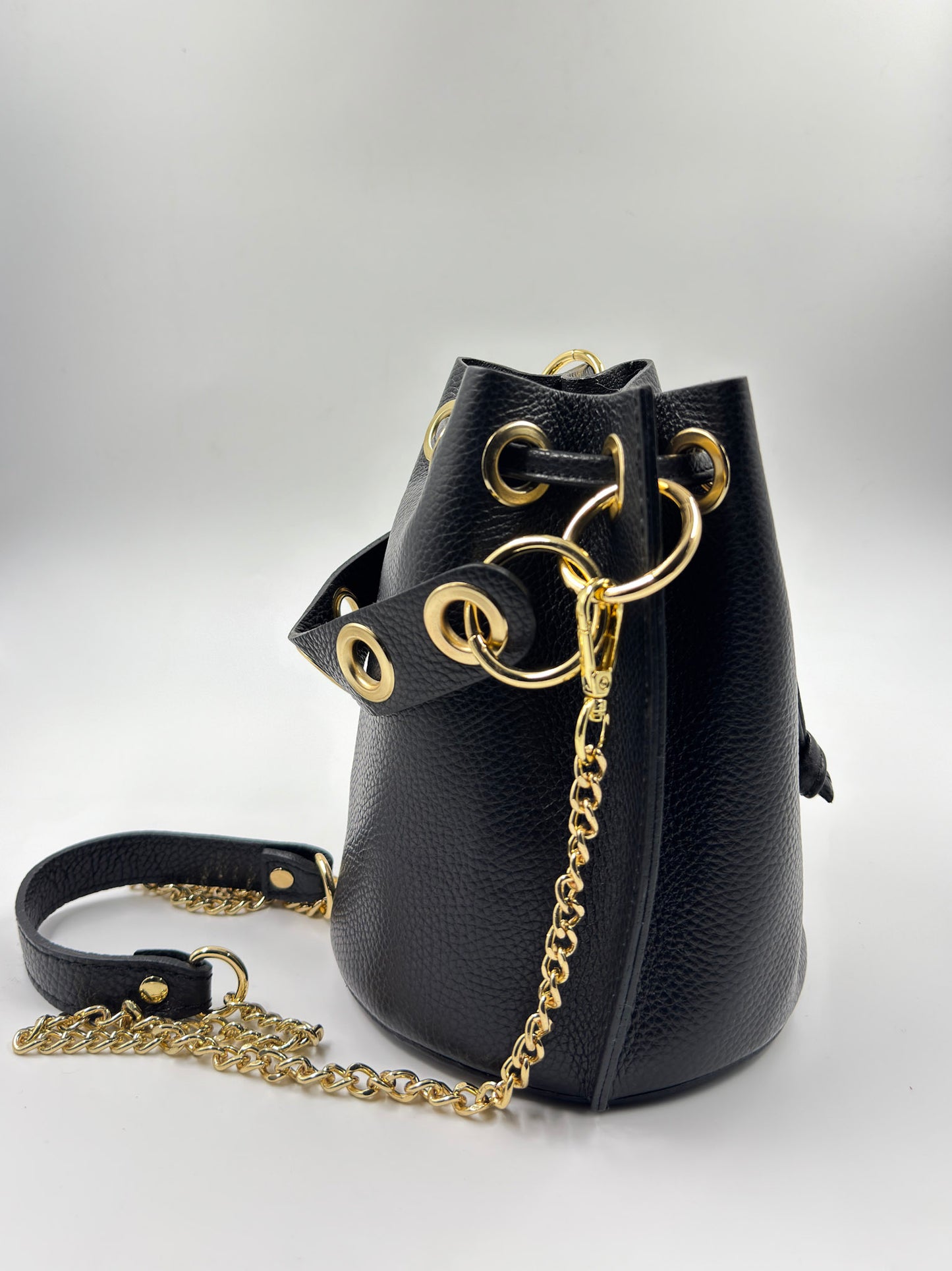 Mini Bucket Bruna Negro+Envío GRATIS